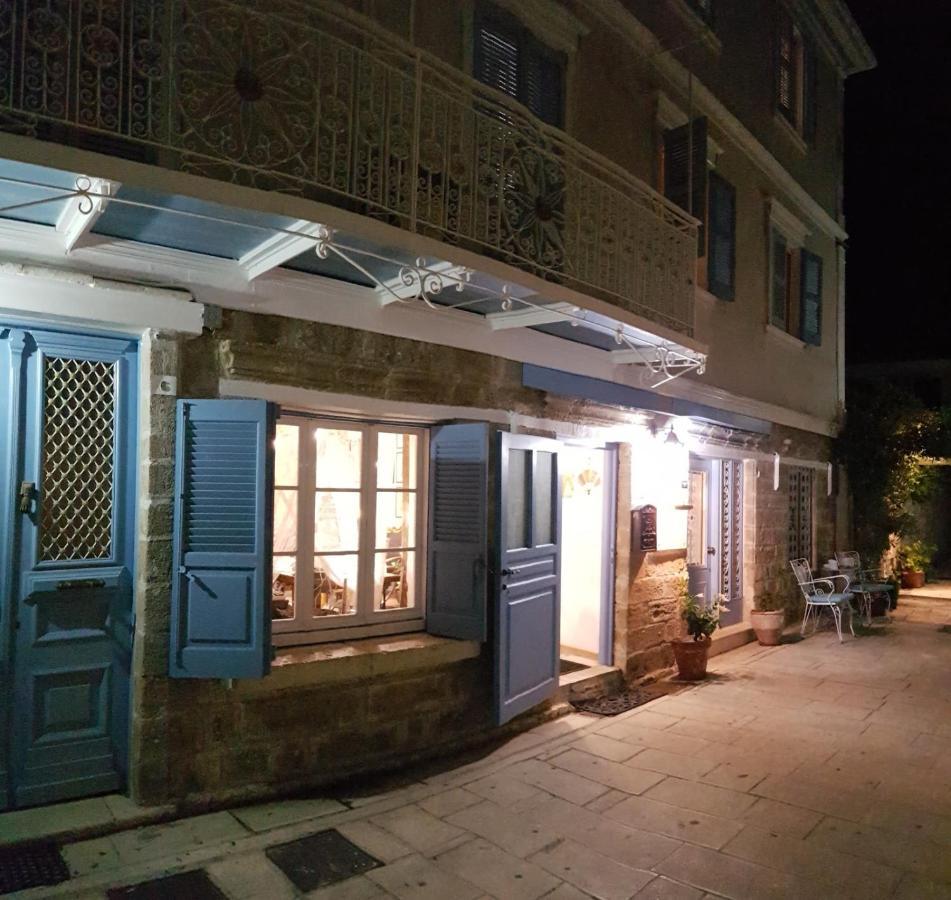 Arxontiko Studio Α3 Hotel Lefkada Town Bagian luar foto