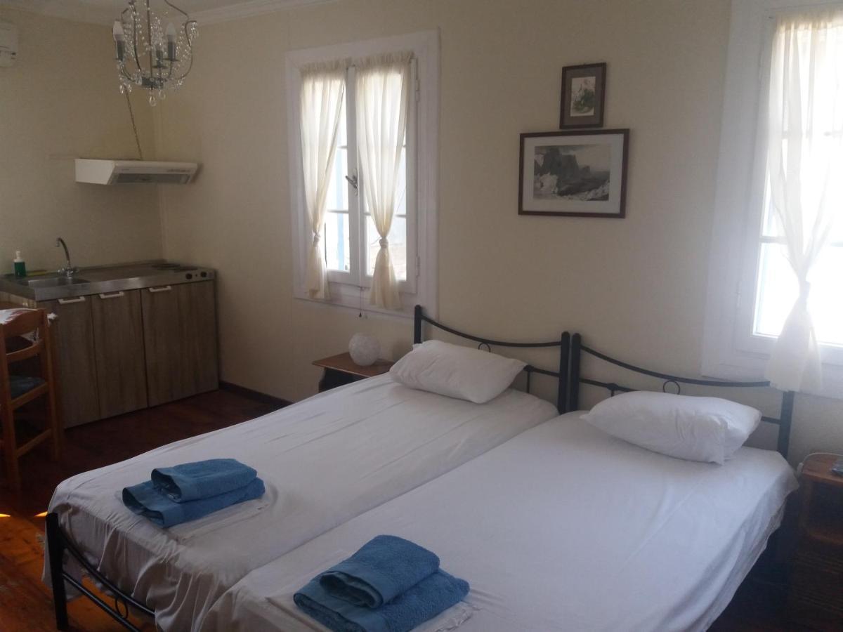 Arxontiko Studio Α3 Hotel Lefkada Town Bagian luar foto